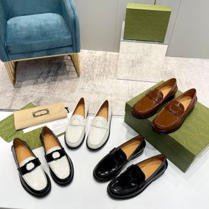 Kvinnors sammanlåsande g loafer 100% riktiga läder loafers polerade kohud klassiska loafers bekväma skor kvinnors designer skor fabrikskor med låda