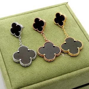 12 Mix Styles Women Brand Brand Studs Flowers Design Couple Orecchini di lusso all'ingrosso