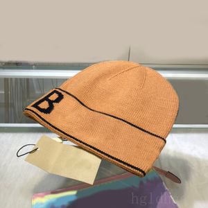 Şık Erkek Şapkalar Tasarımcılar Kadın Kafatası Kapağı Beanie Kafatası Sonbahar Kış Yaz Kapalı Moda Süs Hiphop Tasarımcı Bonnet İş Kahverengi Mavi Mz023