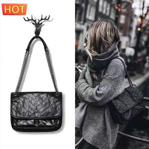 Niki Mittelkette Bag Messenger Bag Designer Bag Umhängetaschen Luxusöl Wachs Leder Flip Bag Damen Leder Handtaschen Hochwertige Designer Taschen Sling Cross Body