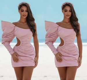 Party Dresses Sexy Pink Satin Sheath Short Cocktail One Shoulder Beaded Cutout Long Sleeves Above Knee Lenth Formal Prom Wear