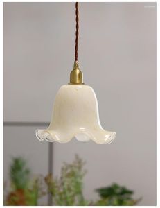 Pendant Lamps European Flowers Small Led Lamp Minimalist Creative Retro French Glass Light Luxury Brass Bedroom Bedside