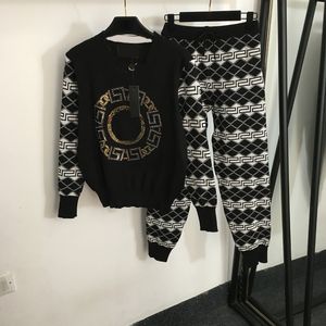 Klasik Rhinestone Takipler Kadın Örgü Sweaters Pantolon 3 Renk İnce Spor Takip Modaya Düzenli İki Parça Pantolon Setleri