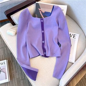 女性用セーターデザイン紫色の正方形の首のニットセータースプリングファッション2023と秋の甘い短袖トップ
