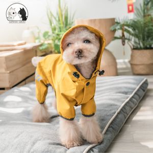 Hundkläder Pet Cat Dog Raincoat Hooded Reflektiv valp liten hund regnrock husdjur hundkläder vattentät jacka för hundar mjukt andningsbara nät 230810