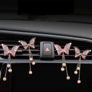 Dekoracje klip anime dekoracje powietrzne bling Diamond Butterfly Różowy akcesoria samochodowe Wnętrze Kobieta R230811