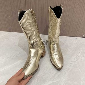 Buty nowe zimowe buty wysokie dla kobiet haftowane retro spiczaste palec palec średniej buty żeńskie rycerze buty zapatos mjer J230811