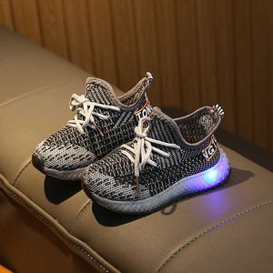 Turnschuhe Kinder-Netzschuhe mit LED-Licht, neue Netz-Sportschuhe, verkaufen weiße Kinder-Turnschuhe, Jungen- und Mädchen-Sportschuhe R230810