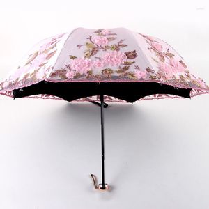 Paraplyer Sun Protection UV Black Lim Sunshade Paraply Kvinnlig broderi och regn Dubbel syfte