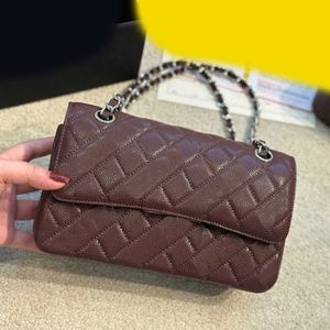 Tasarımcı Zincir Omuz Çantaları Lady Square Bags Luxurys Çanta Trendi Koyun Dinini Kalın Zincir Crossbody Cüzdan Omuz Lady Çanta 230301