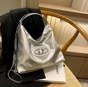 wholesale ladies shoulder bags 6 colors niche design solid color leather handbag street trend silver bucket bag personalized metal decorative women backpack 9085#