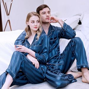 Kadın pijama 2pcs pijama set severler saten çizgili gece kıyafeti kimono elbisesi ipeksi erkekler gecelik pijama gündelik ev kıyafetleri