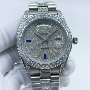 Womens Designer Classic Fashion Automatic Watch Size 41 MM Sapphire Glass Watertofy Rem with Diamond in the Middle, är en dams favorit