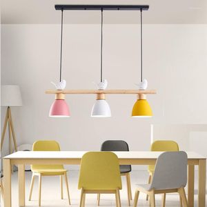 Lampy wiszące Macaron spersonalizowane ptaki żyrandol restauracyjny i kawiarnia lądowa lampa sufitowa LED LED