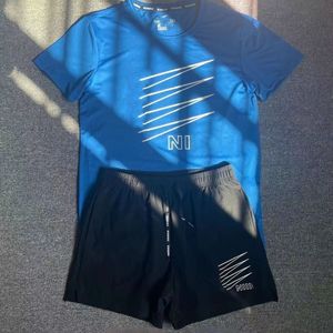 Herren-Tracksuits Tech Set Designer Tracksuit Shirts Shorts zweiteiliger Frauen Fitnessanzug Schnelltrocknen atmungsaktivem Sportbasketball T-Shirt Jogger Running