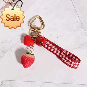 Клавины Lanyards 2021 Fashion Super Citpe Clorebryberry Love Girl Girl Gift Сумка подвеска пара романтическое кольцо.