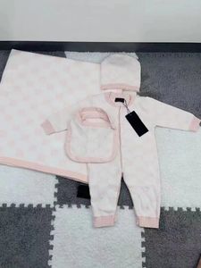 Neugeborene Designerin Rolpper mit Wickeldecke Mode Babybrief Jumpsuits mit Hasen Hüten weiche Baumwollkinder