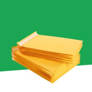 Toptan Kabarcık Posteri Paketleme Çantaları Farklı Özellikler Postalar Yastıklı gemi zarfı baloncuklarla Posta Çantası Sarı Ambalaj