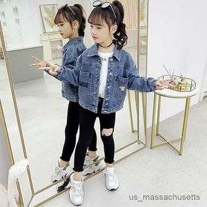 Jacken 2023 Frühling Herbst Herumn Neue Mädchen Jungen gestickt Blumen Denim Coats Jackets Fashion Kinder Kinder Tops Kleidung Overlauder R230812