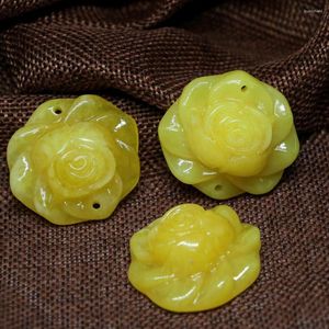 Pendant Necklaces Top Quality 3pcs Charms Women Beauty Rose Flower Imitation Yellow Resin Beeswax Synthetic Lvory Jewelry 35 39mm B1879