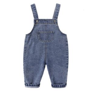 Rompers övergripande jeans för barnbyxor Rompers för Boy Girl Spring Autumn Solid Kids Baby Long Pant Girl Denim Jumpsuit 230812