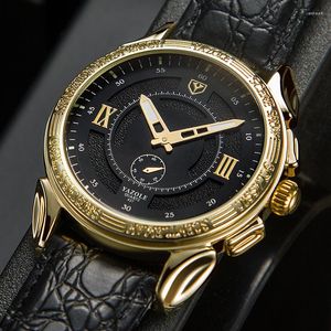 Wristwatches YAZOLE 437 Watch Men Luxury Gold Carved Pattern Watches Big Dial Quartz Male Clock Relogio Masculino
