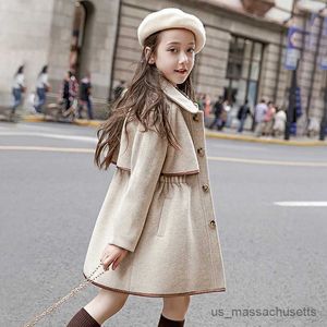 Kurtki dziewczyny elegancka wełniana kurtka w stylu europejskim jesień zima nowe dzieci tweed tweed płaszcz zagęszczony odzież odzieżowa R230812