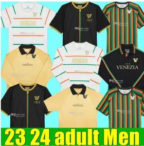 2324 Venezia FC Futbol Formaları Ev Siyah Away Beyaz Üçüncü Mavi 4. Kırmızı 10 Aramu 11 Forte Venedik 2023 Busio 27 Futbol Gömlekleri 3rd Adukt Kids Kit Üniformaları Kalsiyo