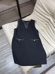 2023 Autumn Black Solid Color Chains Panelled Dress Sleeveless V-Neck Double Pockets Short Casual Dresses A3G113301