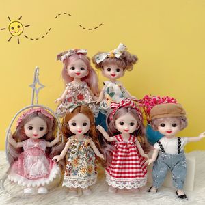Dolls 16 cm BJD Mini Doll 13 Movable Joint Girl Baby 3D Big Eyes Beautiful DIY Toy Doll With Clothes Dress Up 1/12 Fashion Doll 230811