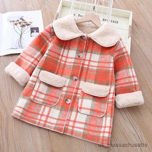 Jackets New Baby Girl Plaid Winter Coat Inside Warm Girls Kids Long Coats Children Elegant Jackets Overcoats Clothes R230812