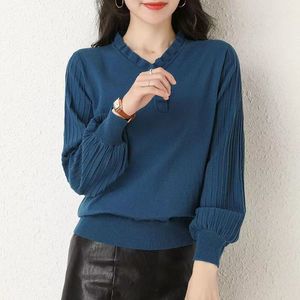 Kvinnors tröjor Elegant koreanska rufsade V-ringning långärmad stickad tröja Spring Autumn Casual Solid Loose Pullovers Top Jumper Clothing 230811