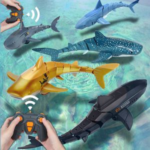 Electricrc Животные RC кит -акула игрушечные роботы пульт дистанционное управление морской жизненной бассейн Электрическая рыба детская ванна для детей подводные лодки 230811