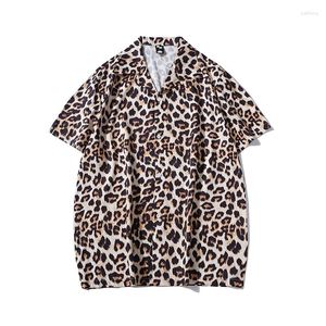 Мужские повседневные рубашки 2023 Summer Sell Men Men Vintage Beach Shirt Fashion Leopard с коротким рукавом Hawaiana Мужские