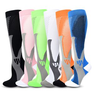 Sport Socks Compression for Man Woman Running Football Anti Trötthet Smärtlindring 2030 mmHg Knee High Sport Nurses Athletic 230811