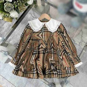 Designer Baby Clothes Girl Dress Dress Autunno Autunno Abito Frick taglia da 100-150 cm Modello a quadri multicolore Scapa per bambini Augo10