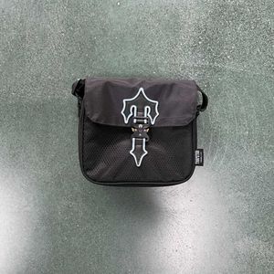 Сумки для плеча Trapstar Bag Мужчины и женщины Irongate T Cross -Body - черный/лед 1to1 качественный один кошелек Crossbod