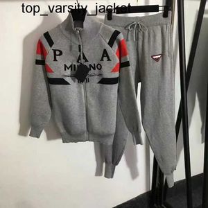 New 23ss Luxury tracksuit woman mens Pieces Sets Cardigan track suit Fashion brand Sweatshirt 2 Pcs Sports sportswear Joggers Suits women s mens clothing suit