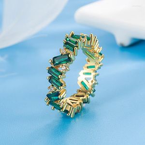 Кластерные кольца 14 тыс. Золото изумрудное кольцо драгоценного камня для женщин