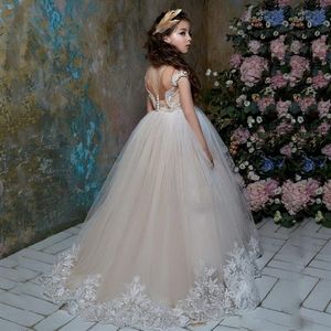 Söt 2020 Flower Girl Dresses For Weddings Ball Gown Cap Hyls Tulle spetskristaller Långt första nattvardsklänningar Little Girl291V