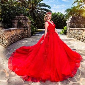 Party Dresses Elegant A Line Red Prom 2023 V Neck Pärled Applique Tulle Evening Clow Sweet 15 16 Födelsedagstävling Custom Made Made