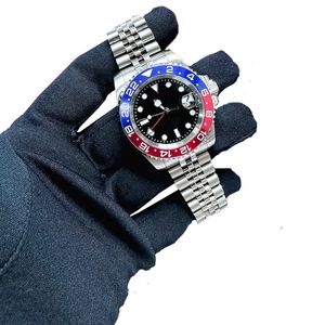 الساعات الرجالية RELOJ HOMBRE 40MM PEPSI GMT SUB STORT DIVER 8215 MOVIESS WATTER VINTAGE عالية الجودة مصمم مونتر الفاخر AAA الساعات الآلية الميكانيكية