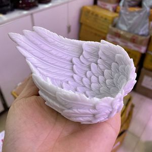 Decorative Objects Figurines 1pc White Resin Crystal Ball Base Feather Wing Crafts Ornaments Basket Desktop Home Decoration Gifts 230812