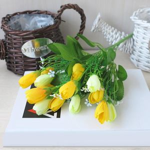 Dekorative Blumen künstliche Magnolien gefälschte Blumenseide Arrangement Bouquet für Home Wedding Party Desktop Dekorationen