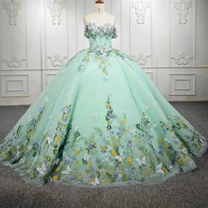 Luxury Green Sweetheart Lace Off Shoulder Quinceanera Dresses Ball Gown Appliques Sweet 16 Dress Party Dresses Lace-Up