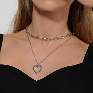 Hänge halsband kreativa mosaikhjärta för kvinnor kvinnlig hiphop ihålig kärlek flerskikt kassakedjor halsband hals smycken