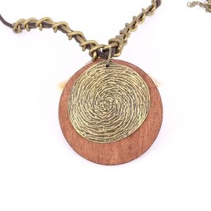 Pendant Necklaces Antique Vintage Long Rope Chain Necklace Wooden Alloy Bronze Pendants Neckless Cord Jewelry Accessories