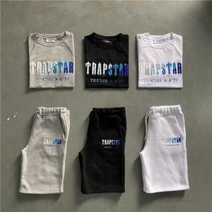 Trapstar de armadilhas para masculino conjunto de camiseta letra bordada tracksuit curto shorts de pelúcia de pelúcia