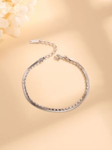 2023 Japan och Sydkorea Nya S925 Sterling Silver Fashion Versatile Liten Crowd Non Overlapping Oregelbundet kvinnors hantverk