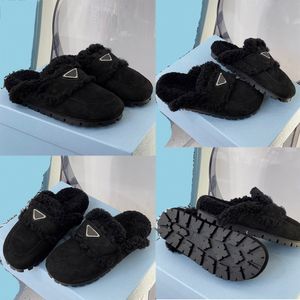Pantoufles en Peau de Mouton Noir Mules Sandals 1S711M Semelle En Gomme Expansee Winter Winter Comfin